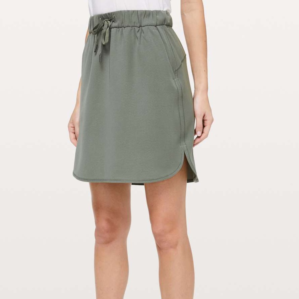 Lululemon On The Fly Skirt
